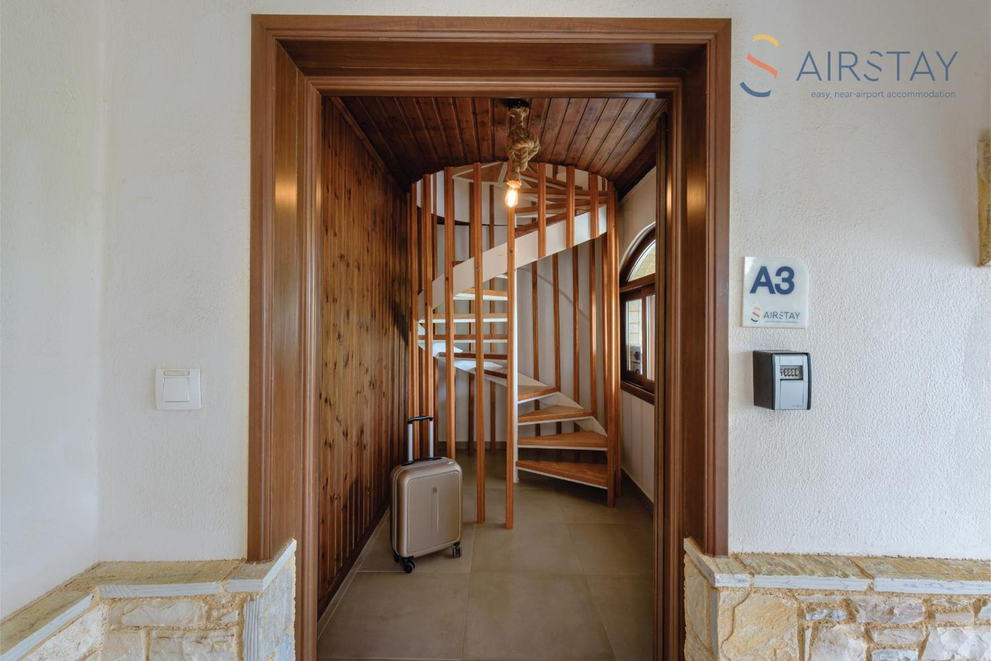 Ryze Apartments Airport By Airstay Artemida  Esterno foto