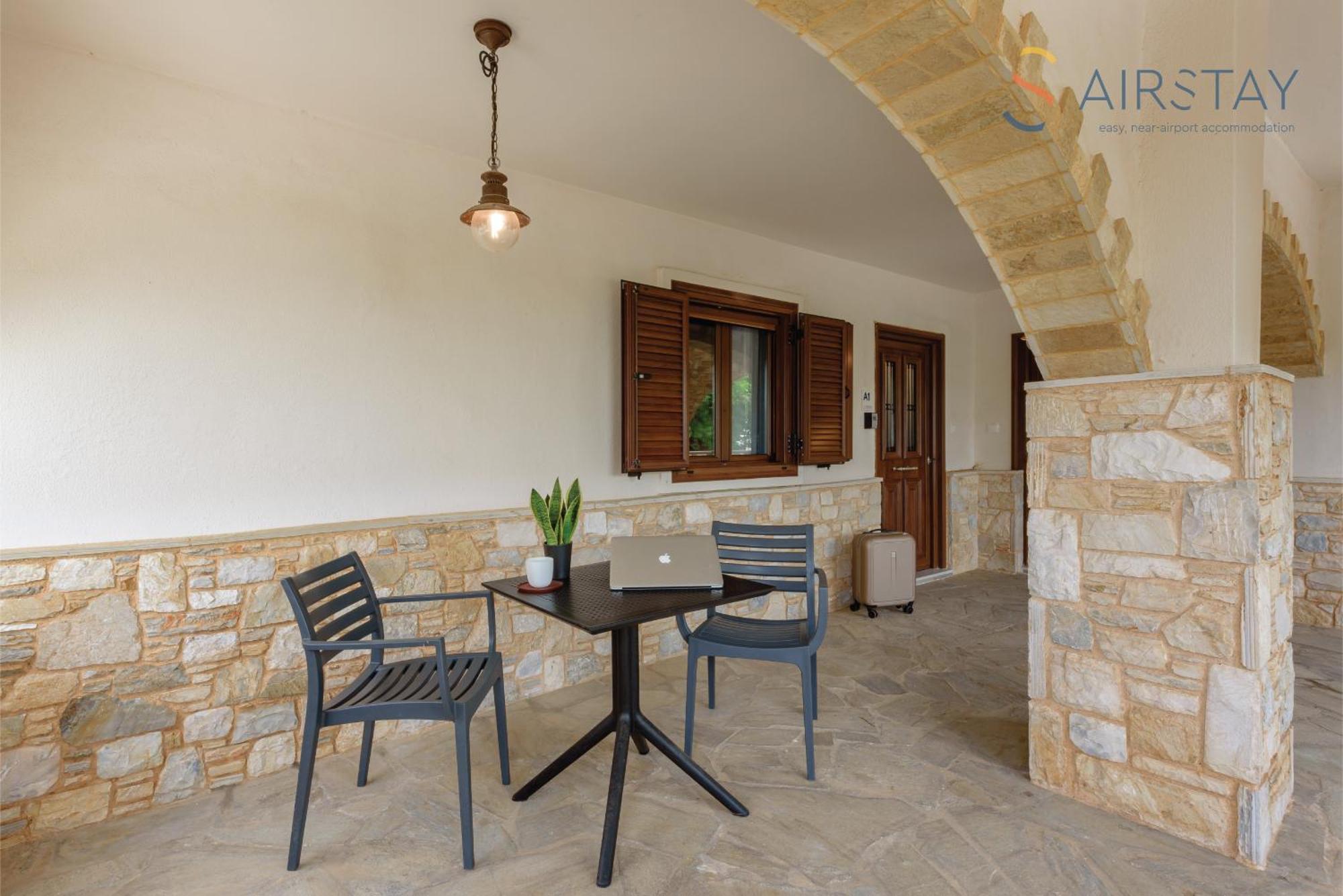 Ryze Apartments Airport By Airstay Artemida  Esterno foto