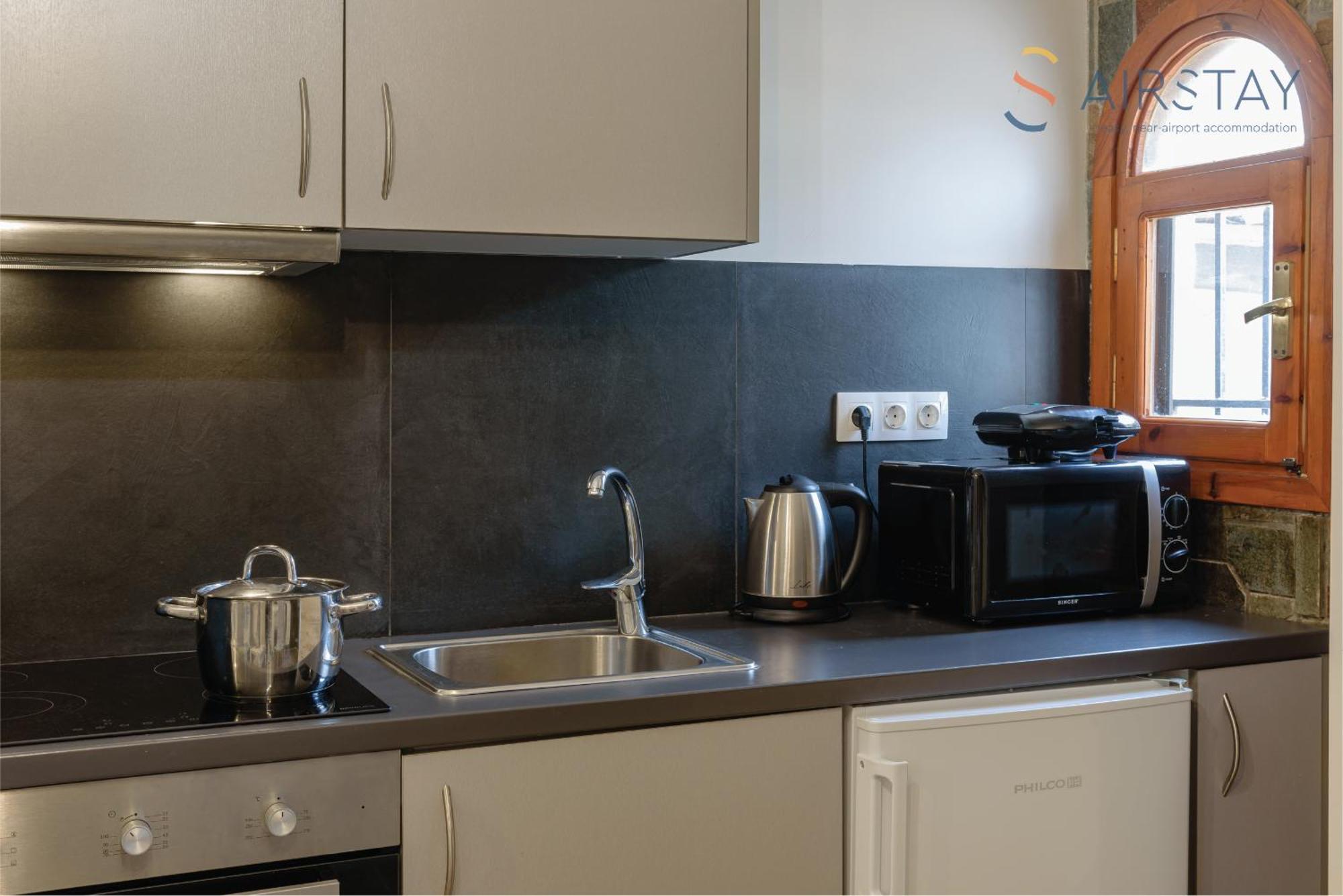 Ryze Apartments Airport By Airstay Artemida  Esterno foto