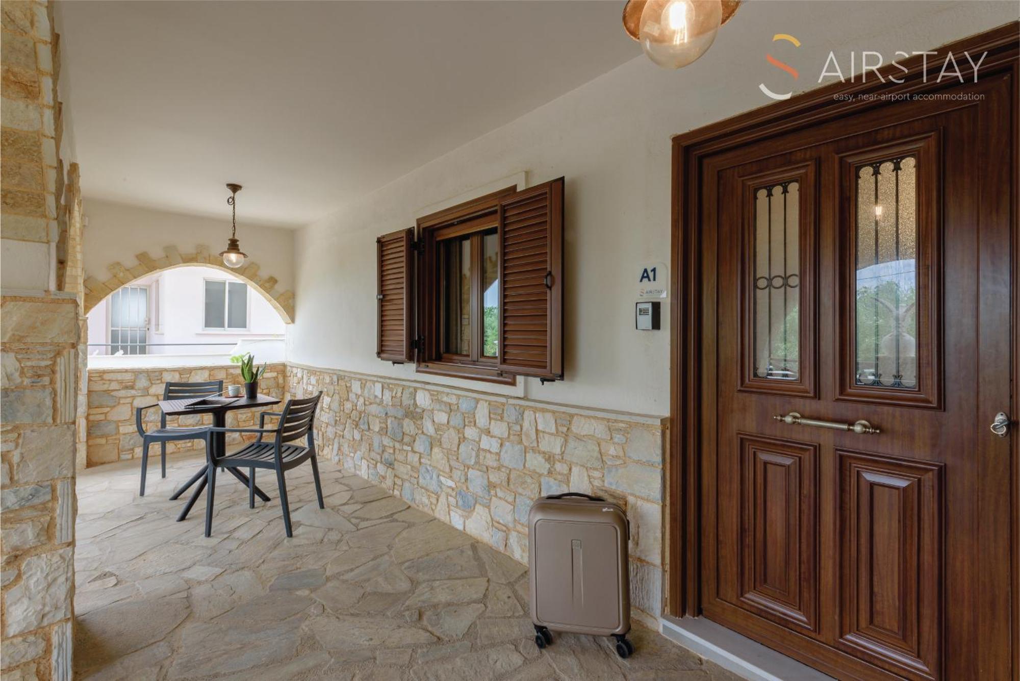 Ryze Apartments Airport By Airstay Artemida  Esterno foto